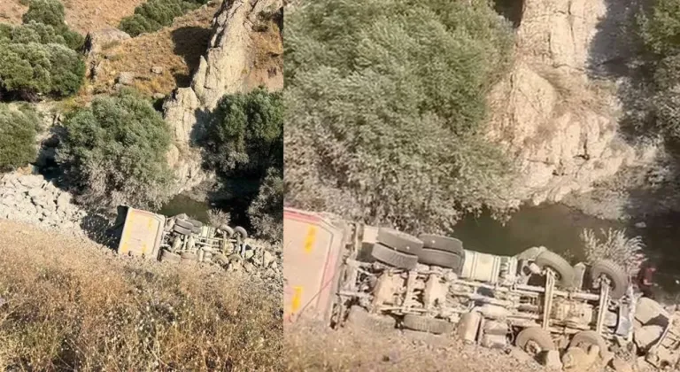 Hakkari Yüksekova’da kamyon uçuruma yuvarlandı: Sürücü hayatını kaybetti