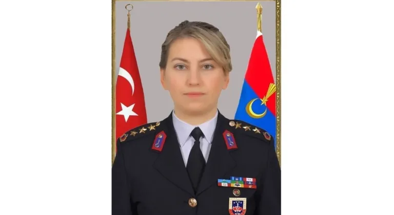 İlk kadın jandarma komutanı: Kıdemli Albay Gülden Mat Şakir paşa ünvanını aldı!
