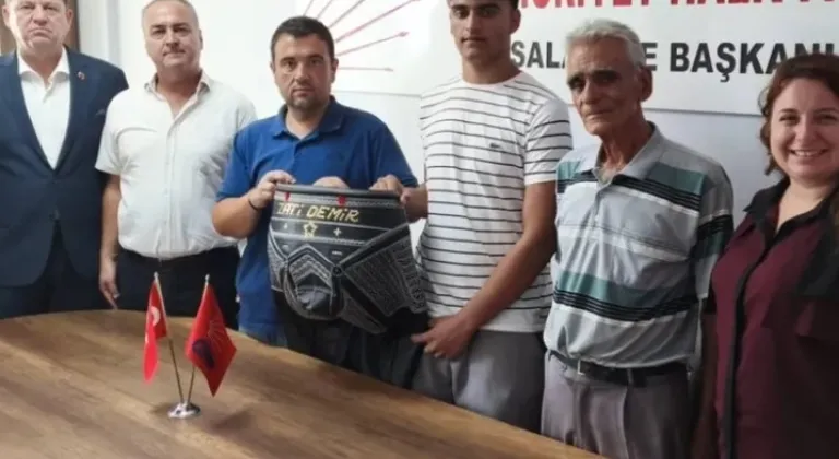 İpsala CHP’den Zati Demir’e Kıspet Hediyesi