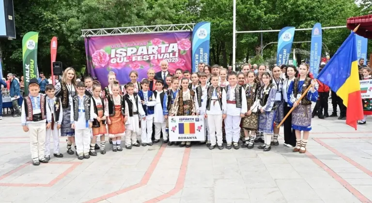 Isparta Gül Festivali sporla taçlandı