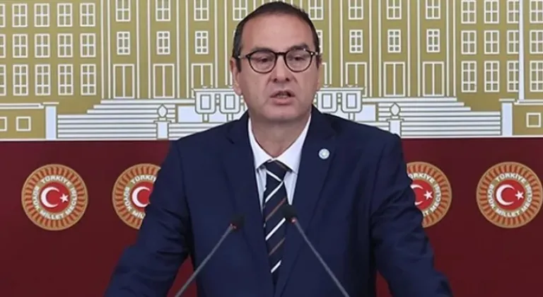 İYİ Partili Uz’dan Maden Kanunu’na Sert Tepki









