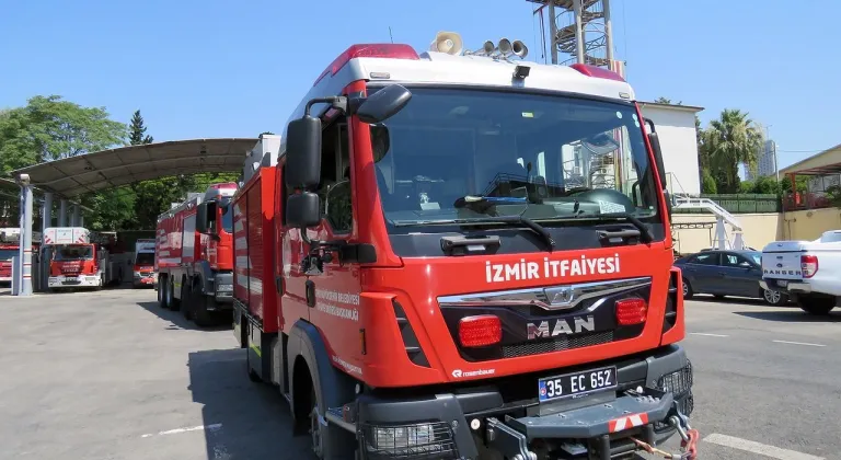 İzmir Buca'da orman yangını