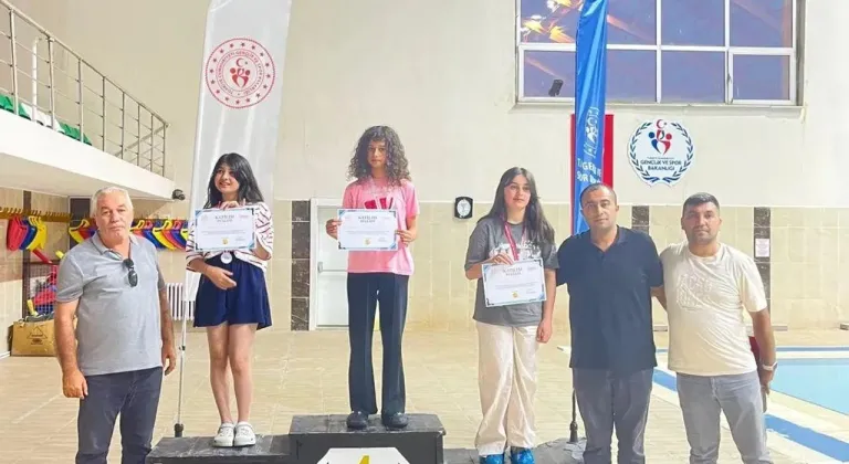 Kars, AniCup Yüzme Şampiyonası’na ev sahipliği yaptı