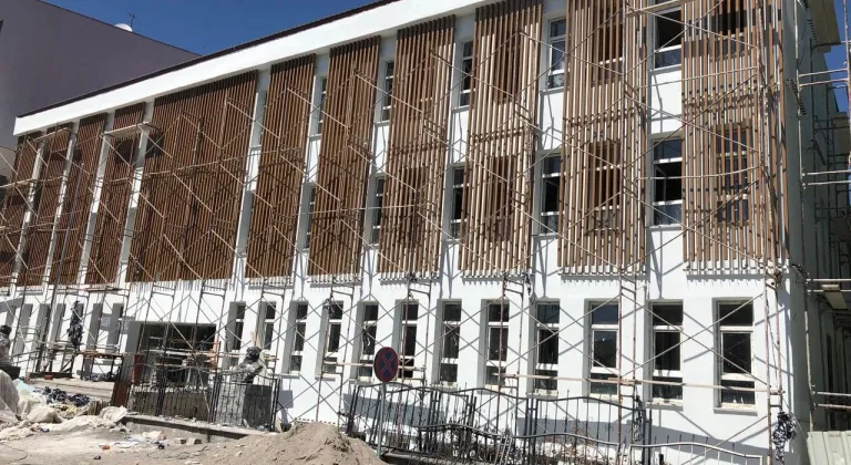 Kars Merkez Kütüphane onarımında sona gelindi