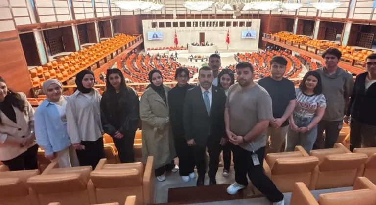 Kars Milletvekili Adem Çalkın, Kafkas Üniversitesi öğrencilerini TBMM’de ağırladı