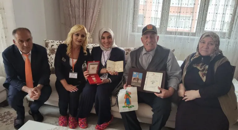 Kars Valiliği Açık Kapı Şube Müdürlüğü, şehit yakınları ve gazileri ziyaret ediyor