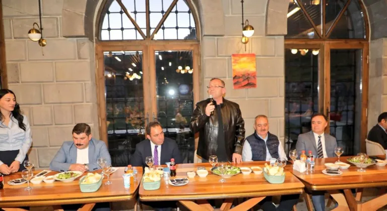 Kars Valisi Ziya Polat, 7. Akıl ve Zeka Oyunları Türkiye Finali katılımcılarını ağırladı