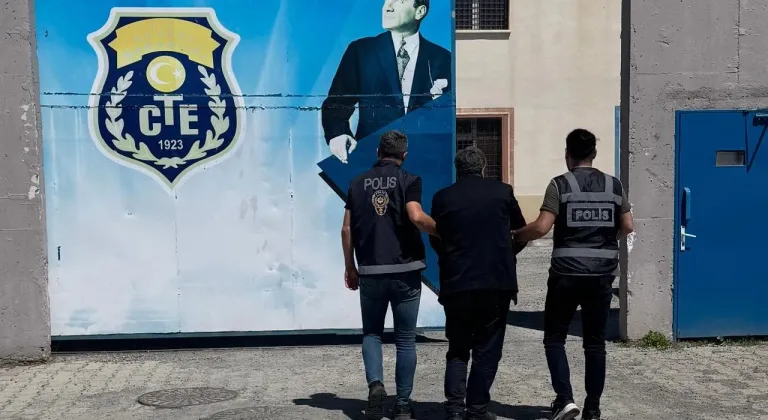 Kars’ta akrabasını öldürme suçundan hapis cezası bulunan hükümlü yakalandı