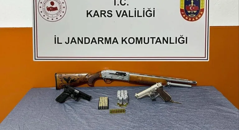 Kars’ta yasa dışı ruhsatsız silahlar ele geçirildi