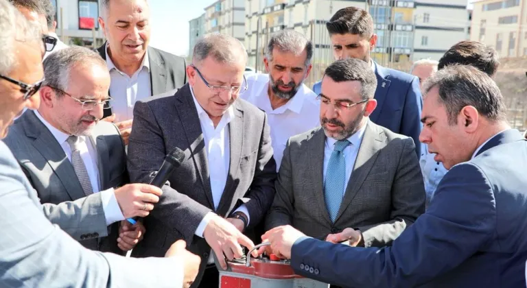 Kars'ta Yenişehir Mahallesi Camii’nin temeli dualarla atıldı
