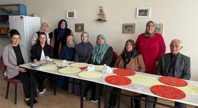 Kaymakam Enis Aslantatar'ın eşinden şehit ailelerine Anneler Günü ziyareti