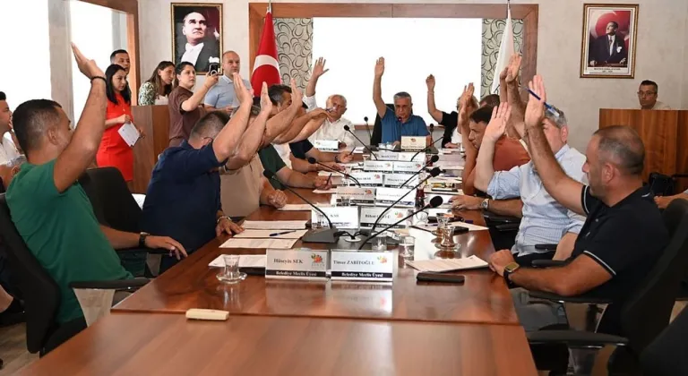 Kemer Belediyesi Ağustos ayı meclisi yapıldı