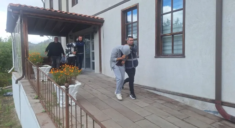 Keyvanlar Konağı'nı kundaklayan 2 kişi tutuklandı