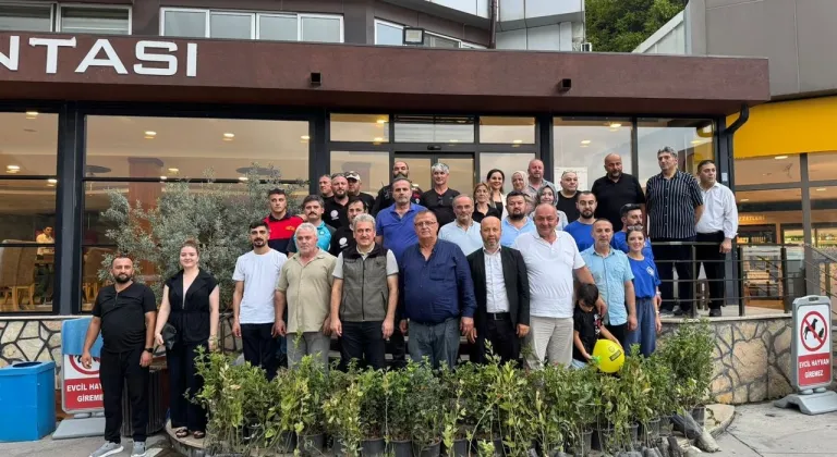 Kocaeli Belediyesi'nden Gevye'ye fidan desteği