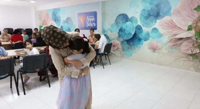 Kocaeli Büyükşehir, çocukların özgüven yolculuğuna eşlik ediyor; Bu atölyede çocuklara özgüven aşılanıyor