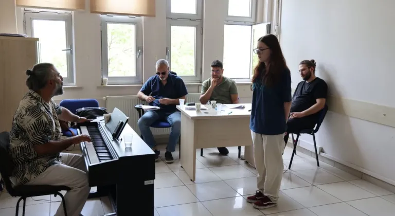 Kocaeli Büyükşehir Konservatuvarı yeni yeteneklerini arıyor