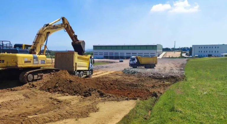 Kocaeli Büyükşehir, ulaşımda üstyapıyı güçlendiriyor