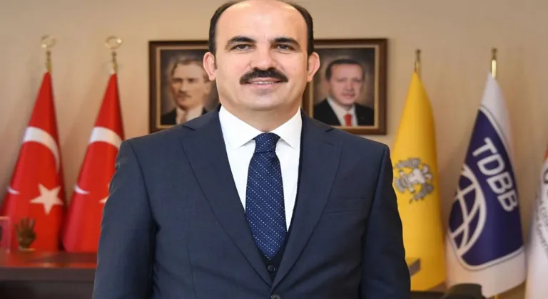 Konya Büyükşehir Belediye Başkanı Uğur Altay, Konyalı firmaları tebrik etti