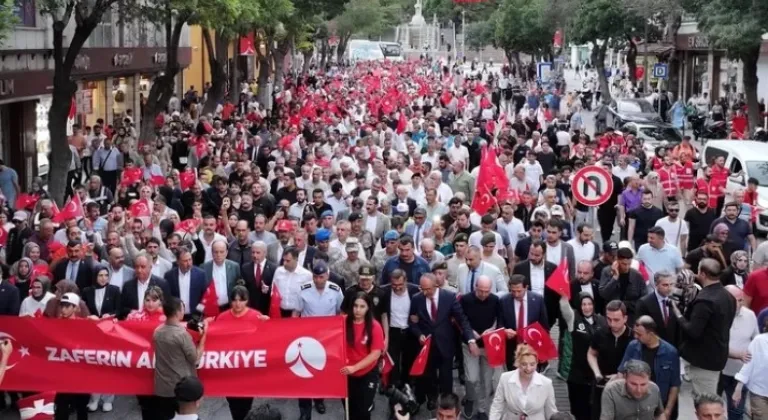Konya’da 15 Temmuz Ruhu Meydanlara Taştı

