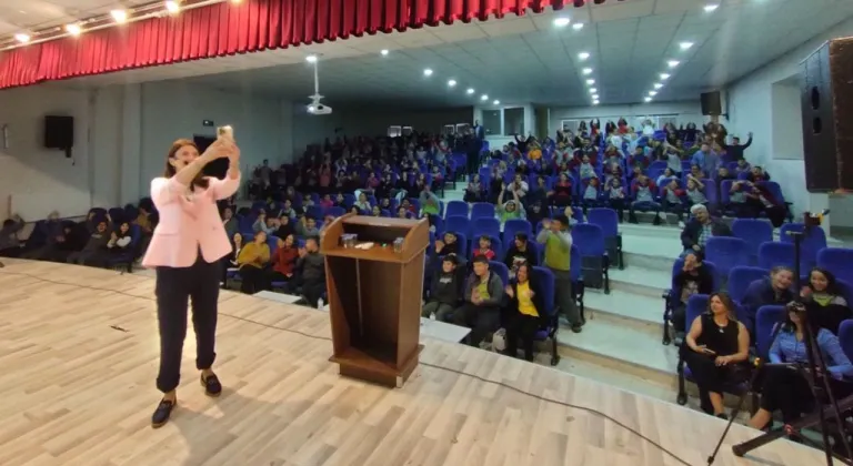 Korkuteli Belediyesi’nden öğrencilere iki oturumluk farkındalık semineri