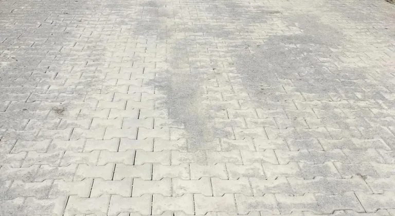 Küçükboğatepe Köyü’ne 6.000 metrekare kilitli parke taşı döşendi