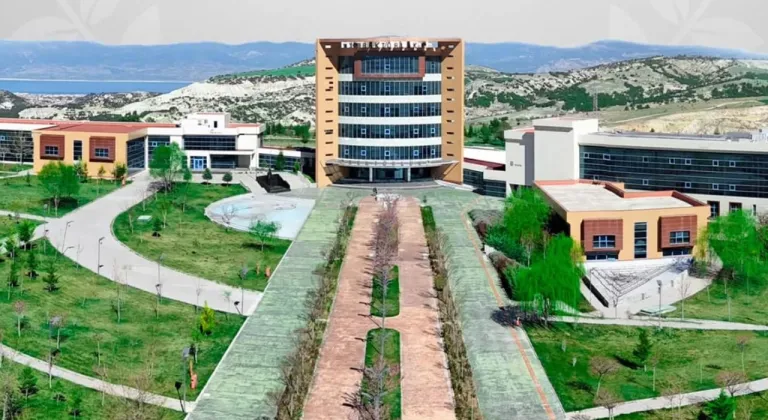 Makü’de taciz iddiasıyla görevden uzaklaştırıldı