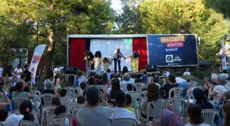 Maltepe’de Çocuklar İçin Tiyatro Keyfi