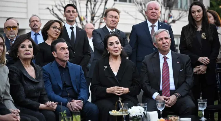 Mansur Yavaş’tan Filiz Akın’a vefa: Sokak ve Müze müjdesi