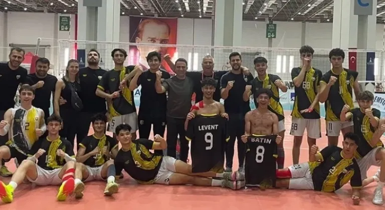 Meram’da İlkokullar Arası Futbol Turnuvası Şampiyonları Belirlendi
