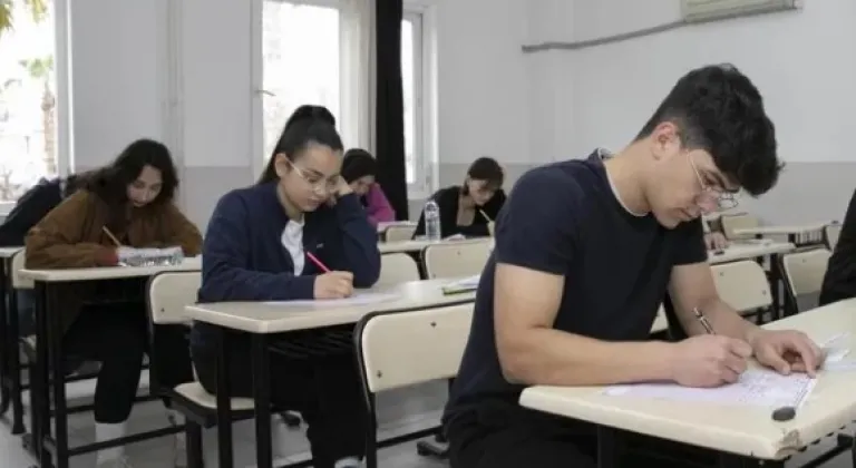 Mersin Büyükşehir’ten Gençlere Eğitimde Tam Destek










