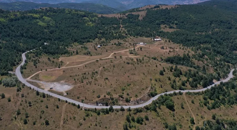 Mesudiye'de grup yol asfaltlandı