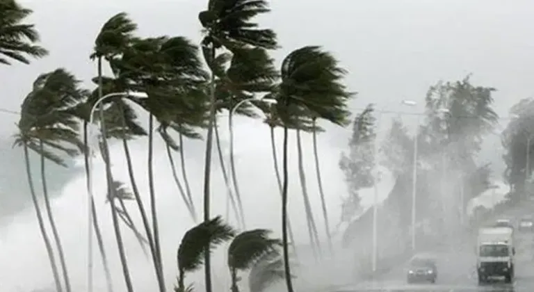 Meteorolojiden Ege'nin Güneyine Fırtına Uyarısı: Denizciler Tedbirli Olmalı