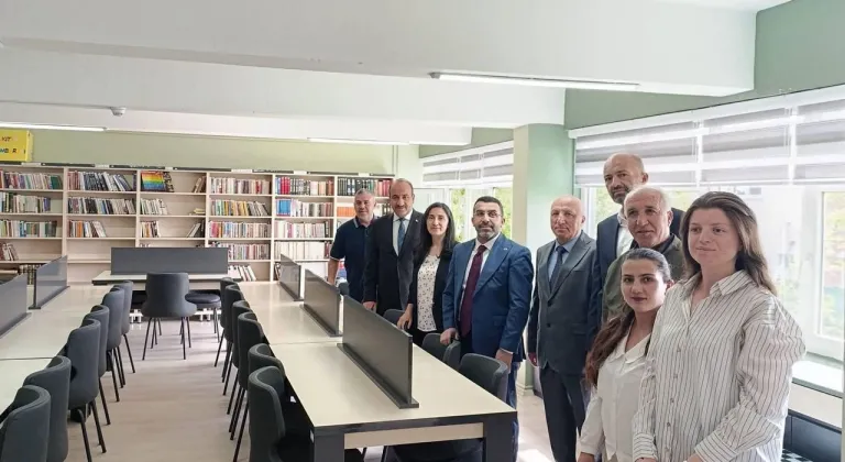 Milletvekili Çalkın, Kars Alparslan Anadolu Lisesi Kütüphanesi'ni inceledi