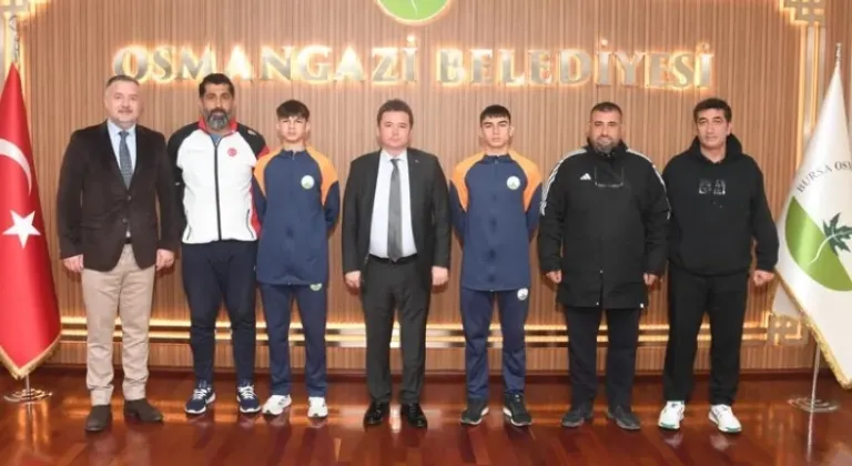 Osmangazi Belediyespor Atletizm Milli Atletlerine Dünya Şampiyonası Desteği