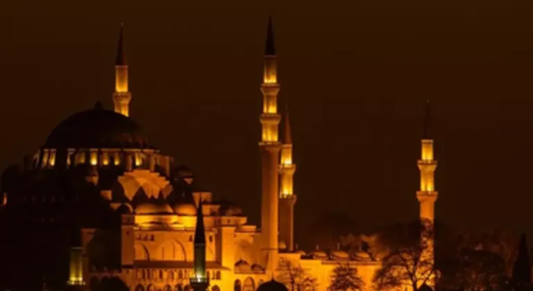 Ramazan ne zaman başlıyor? İlk teravih, sahur ve fitre miktarı belli oldu