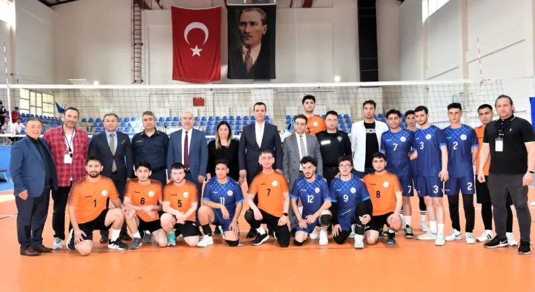 Şalpazarı Meslek Yüksek Okulu finalde