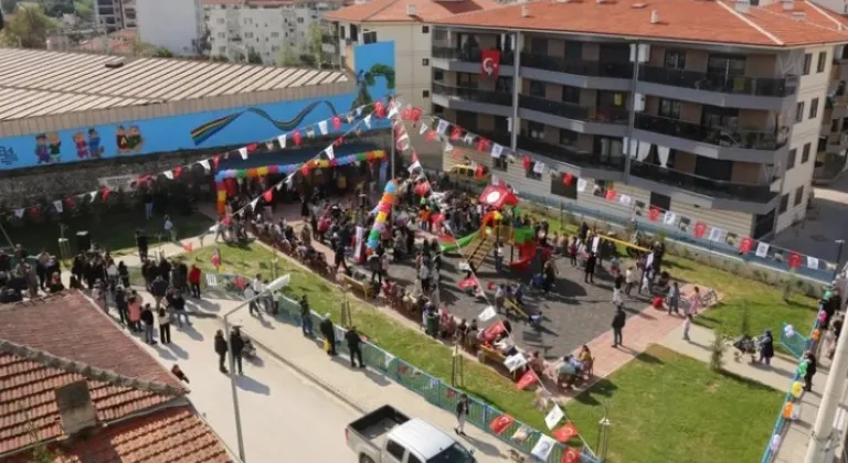 Selçuk'ta Her Mahalleye Kütüphane Hedefine Bir Adım Daha Yaklaşıldı!