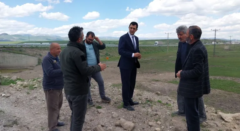 Selim Belediye Başkanı Barış Koç, kolları sıvadı