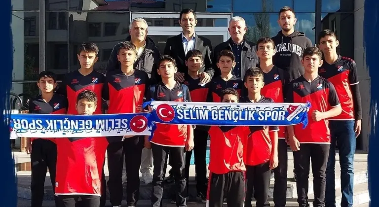 Selim U15 şampiyon takımından Başkan Barış Koç'a anlamlı ziyaret!