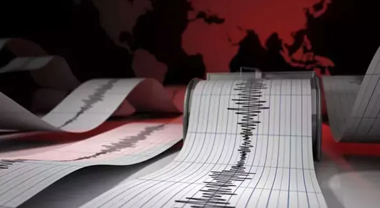 Şili-Arjantin açıklarında peş peşe şiddetli depremler sürüyor! Tsunami uyarısı verildi, kıyılar boşaltıldı