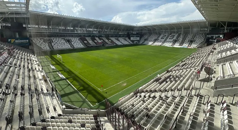 Sporun kalbi Elazığ'da atıyor: ''Yaşayan Stadyum''