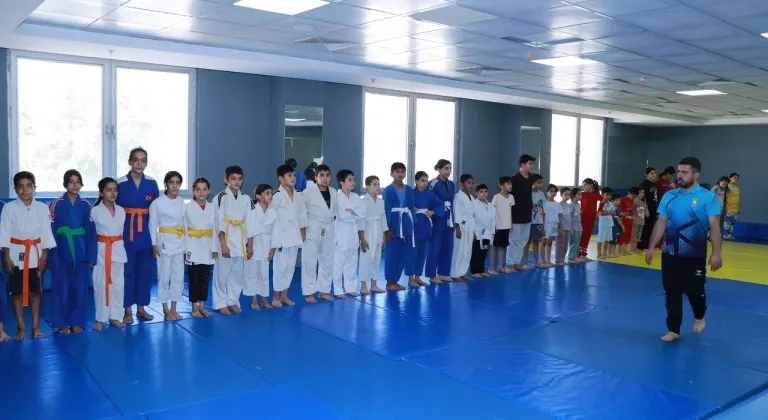 Sporun kalbi Haliliye’de atıyor: Minik judocular geleceğe hazırlanıyor