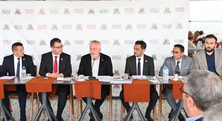 Şükrü Başdeğirmen, Isparta'nın geleceği için muhtarlarla buluştu
