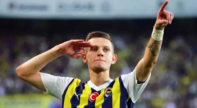 Szymanski parladı: Fenerbahçe hazırlık maçında Portimonense’yi mağlup etti