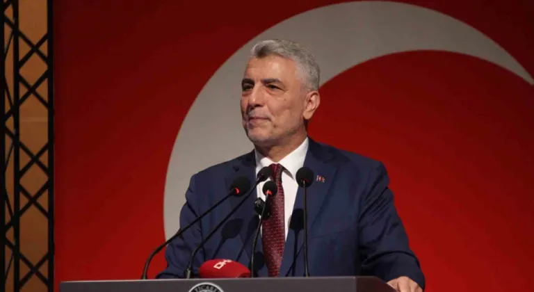 Ticaret Bakanı Ömer Bolat: Nisanda ihracatımız yüzde 8,5 oranında artışla 20,9 milyar dolar olarak gerçekleşti