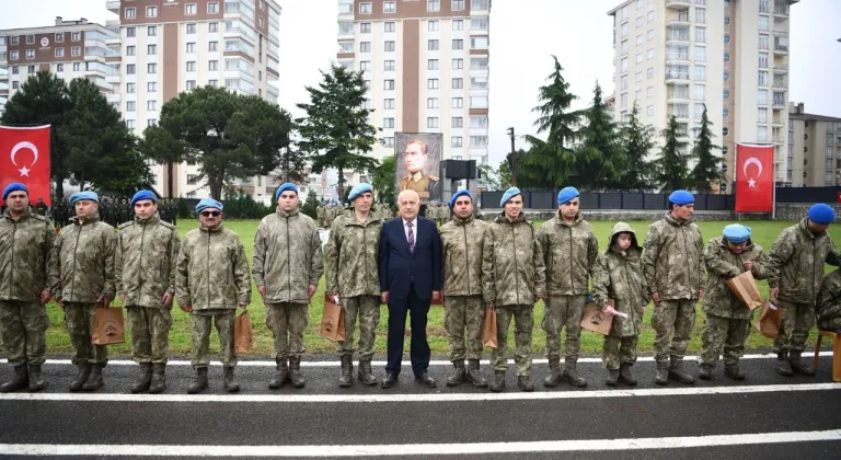 Trabzon Büyükşehir Belediye Başkan Vekili Gülay, temsili askerlik törenine katıldı