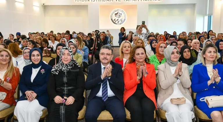 Trabzon Büyükşehir Belediye Başkanı Genç: Anneler için ne yapsak az