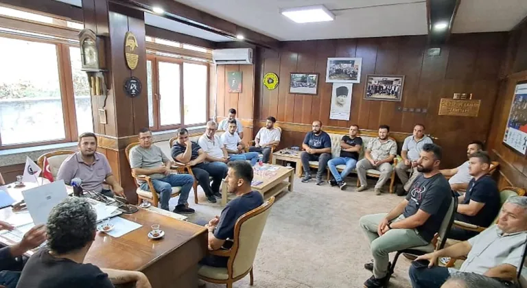 TTK Demiryolu Servisi çalışanları Genel Maden İşçileri Sendikası’nı ziyaret etti