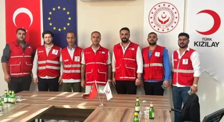Türk Kızılay Artuklu’da Bayrak Değişimi

