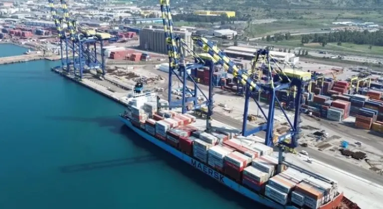 Türkiye'nin Dış Ticaret Açığı Nisan'da Artış Gösterdi

